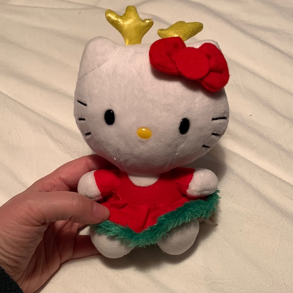 Christmas Hello Kitty 7”